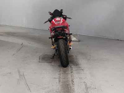 Honda CBR650R 2019
