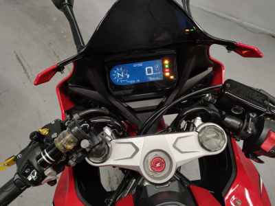 Honda CBR650R 2019