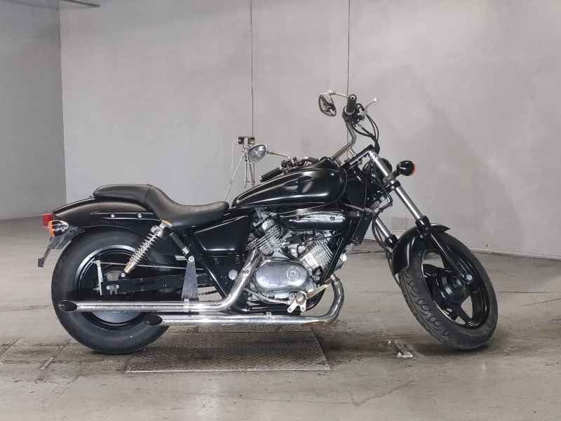 Honda Magna 250