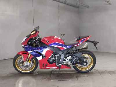 Honda CBR1000RR SP 2022