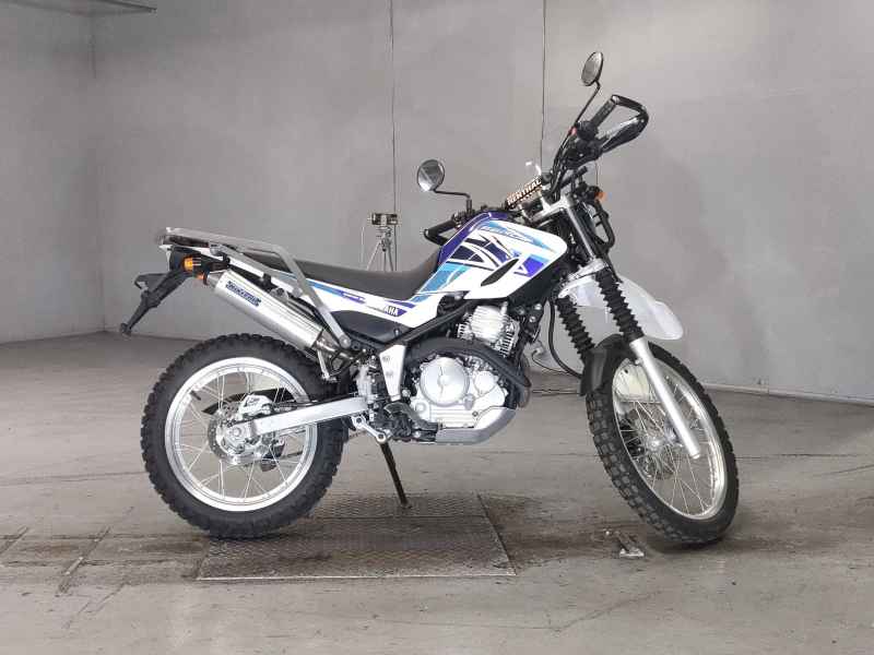 Yamaha XT250 Serow 2018