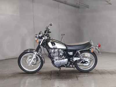 Yamaha SR400 2018