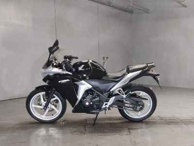 Honda CBR250R 2011