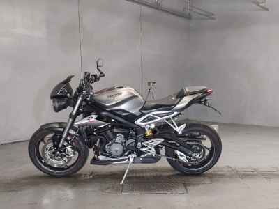 Triumph Street Triple RS 2017