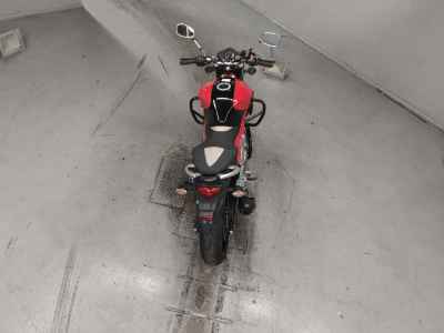 Suzuki Gladius SFV400 2010