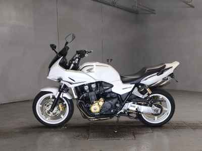 Honda CB1300 Super Boldor 2011
