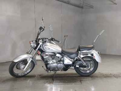 Suzuki Intruder 250LC