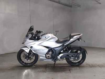 Suzuki Gixxer 250SF