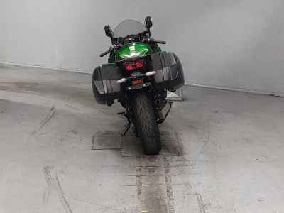 Kawasaki Ninja H2 SX 2021