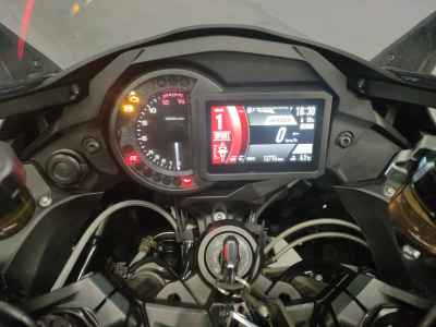 Kawasaki Ninja H2 SX 2021