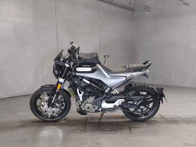 Husqvarna Svartpilen 250 2021