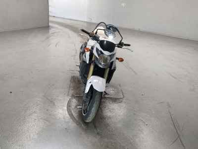 Suzuki GSR750
