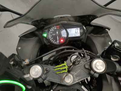 Yamaha YZF-R25 2016