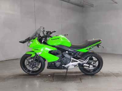 Kawasaki Ninja 400R 2011