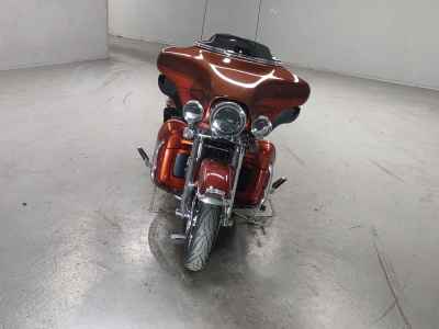 Harley-Davidson FLHTCUSE1800 CVO 2010