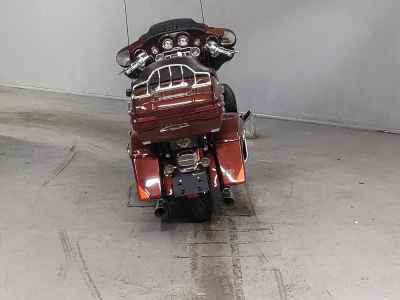 Harley-Davidson FLHTCUSE1800 CVO 2010
