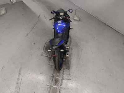 Yamaha YZF-R25 2019