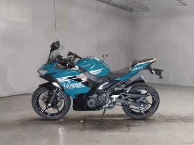 Kawasaki Ninja 400 2021