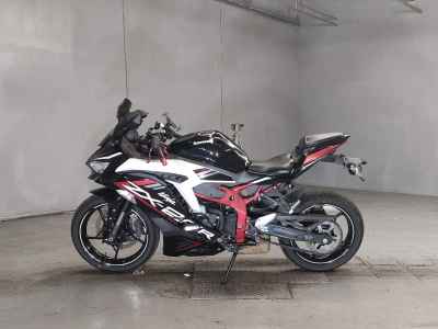 Kawasaki Ninja ZX-25R