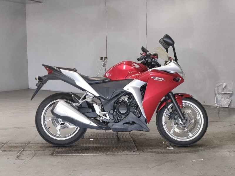 Honda CBR250R 2011