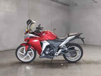Honda CBR250R 2011