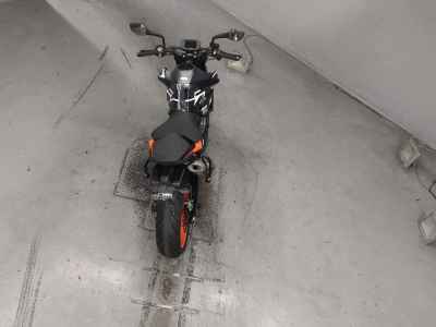 KTM 890 Duke 2023