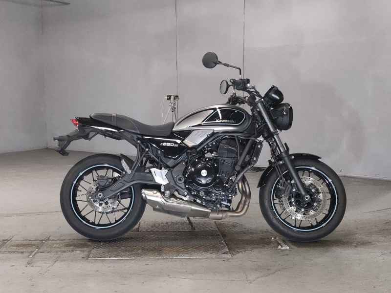 Kawasaki Z650RS 2023