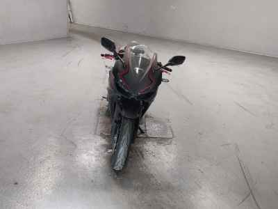 Honda CBR400R 2019
