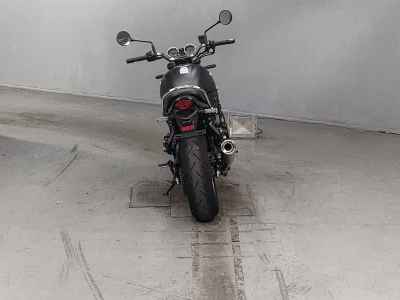 Kawasaki Z900RS SE 2025