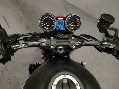 Kawasaki Z900RS SE 2025