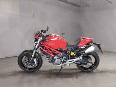 Ducati Monster 696 2013