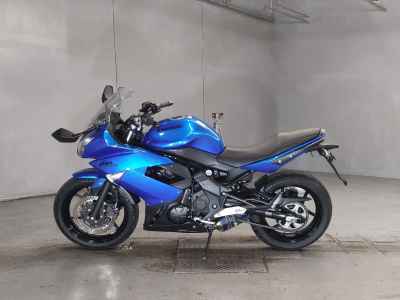 Kawasaki Ninja 400R 2015