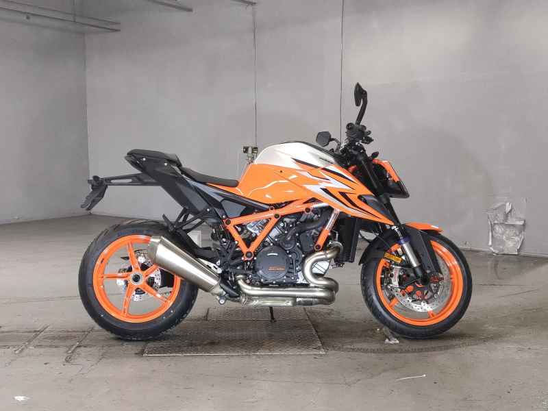 KTM 1290 Super Duke R 2023
