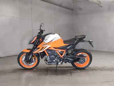 KTM 1290 Super Duke R 2023