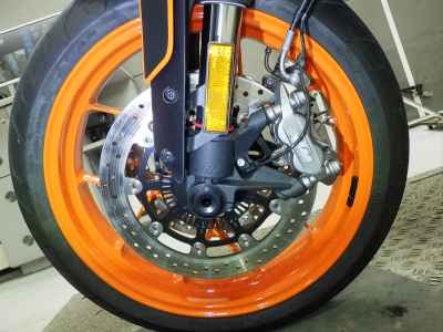 KTM 890 Duke 2025