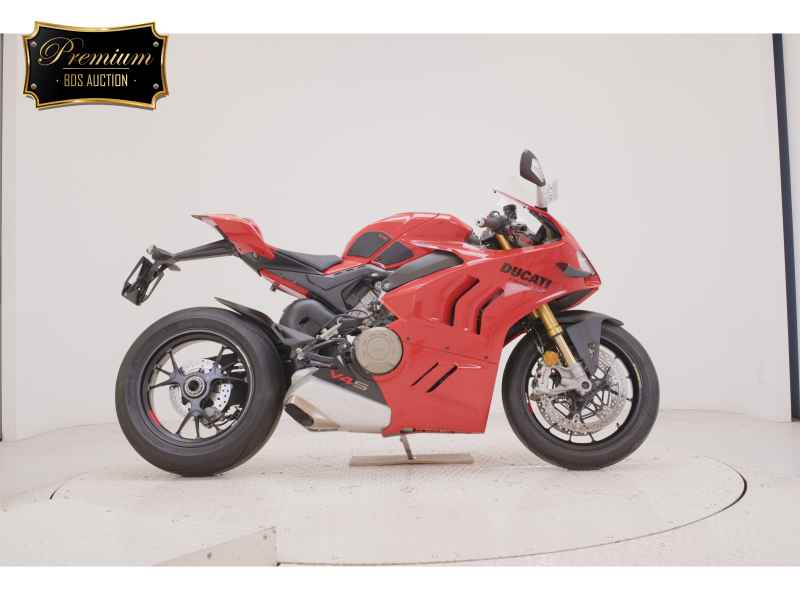 Ducati Panigale V4S 2024