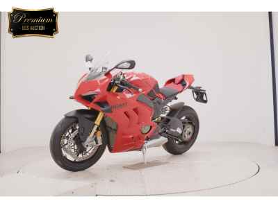Ducati Panigale V4S 2024