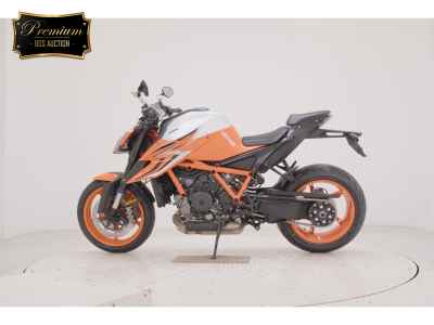 KTM 1290 Super Duke R 2023
