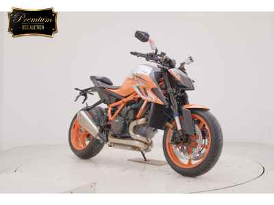KTM 1290 Super Duke R 2023