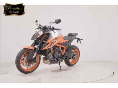 KTM 1290 Super Duke R 2023