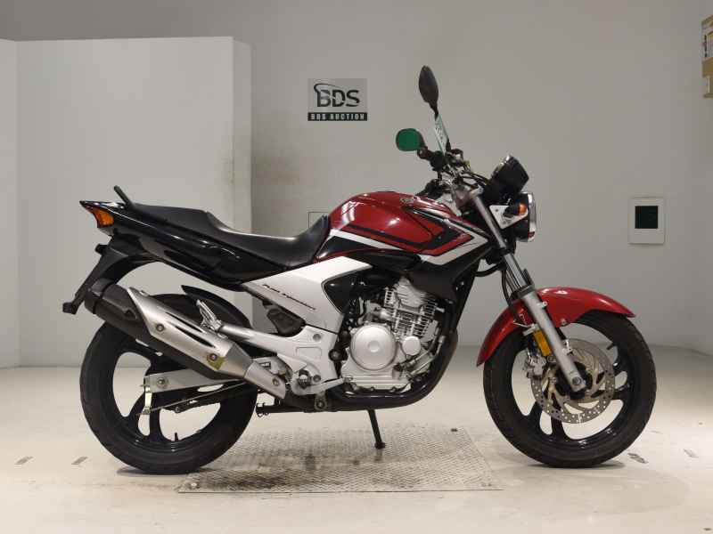 Yamaha YBR250 2012