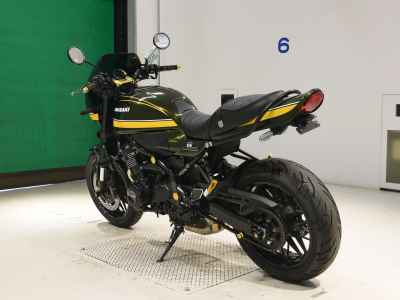 Kawasaki Z900RS 2021