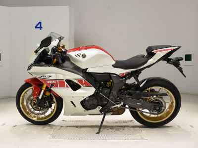 Yamaha YZF-R7 2022