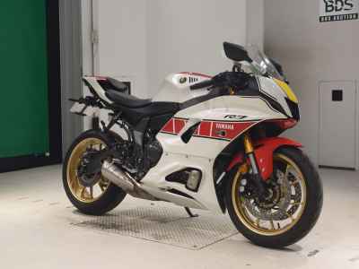 Yamaha YZF-R7 2022