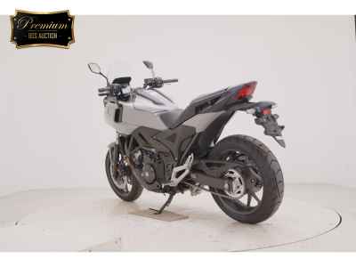 Honda NC750X DCT 2025