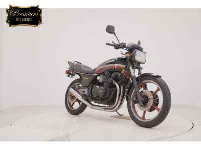 Kawasaki GPZ550 2023