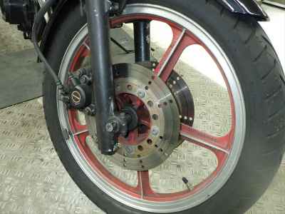 Kawasaki GPZ550 2023