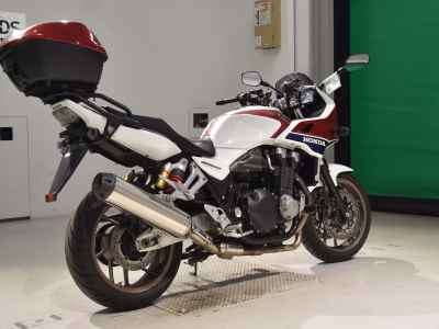 Honda CB1300 Super Boldor 2016