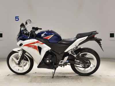 Honda CBR250R 2011