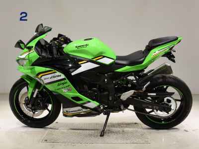 Kawasaki Ninja ZX-4RR 2024